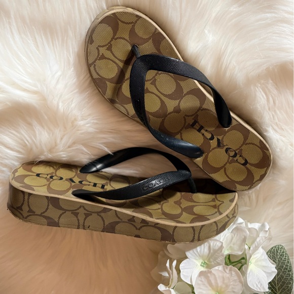 COACH Lynn Wedge Signature Flip Flop Sandal - Picture 5 of 11